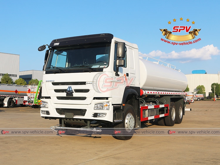 20,000 Litres Water Spraying Truck Sinotruk-RF
